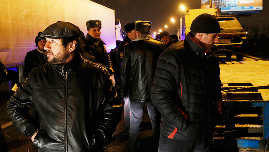 Полиция задержала дальнобойщиков из Дагестана и Чечни на подъезде к МКАД