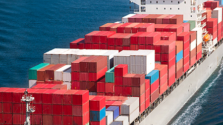 Контейнерооборот морских портов Украины в 2015 году упал на 28,2%
