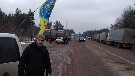 Украинские активисты блокируют российские фуры на границе с Беларусью и Румынией