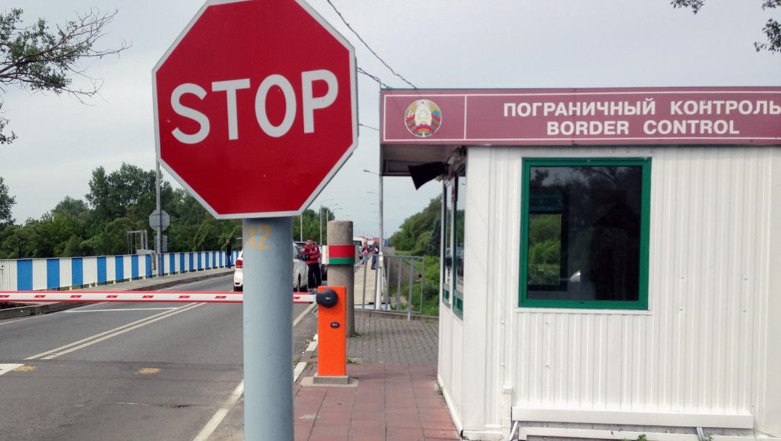 Польские пограничники штрафуют белорусских перевозчиков за пассажиров без визы