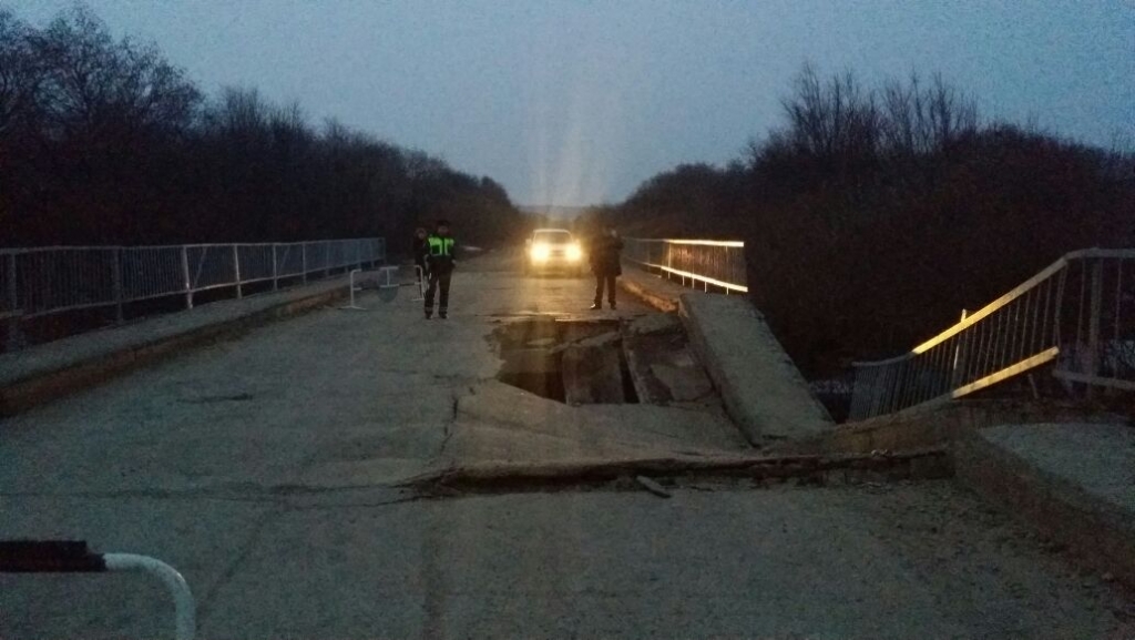 В Приморье обрушился второй мост за месяц