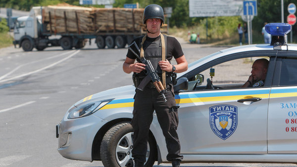Дальнобойщики Украины заблокировали трассу Киев-Одесса