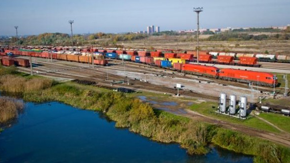 Объемы железнодорожных перевозок по Шелковому пути начали падать