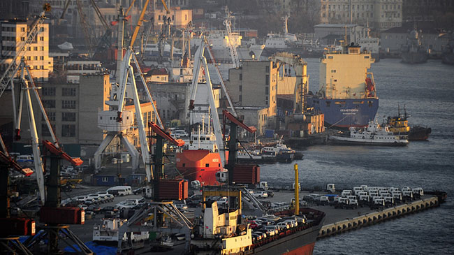 За 5 месяцев 2016 года грузооборот морских портов России вырос на 5,9%