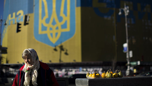 Украина продлила эмбарго на российские товары до конца 2017 года