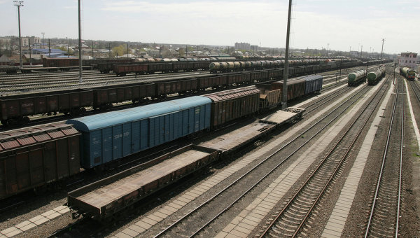 На границе Украины с Россией задержали более 140 грузовых вагонов