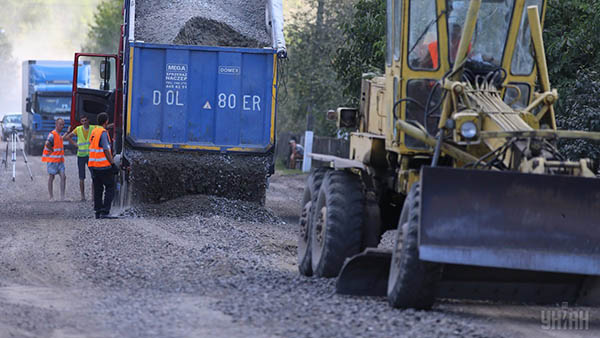 В Украине при строительстве дорог обнаружены махинации на 14 миллионов