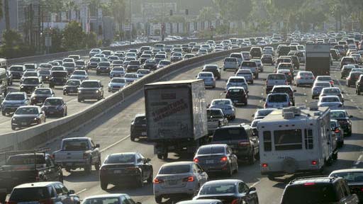 Ученые из Калифорнии предлагают получать энергию от машин в пробках