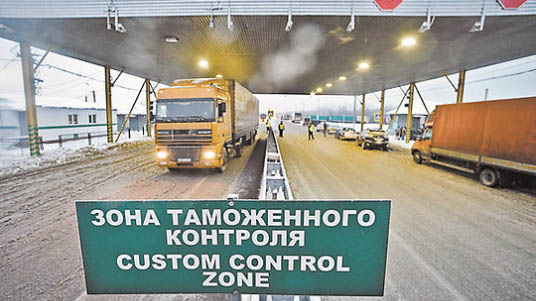 За время действия санкций таможенники Беларуси изъяли около 13 тыс. т запрещенных к ввозу в РФ товаров