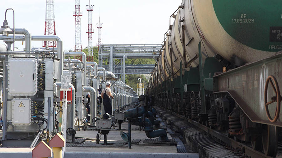 РЖД дала 25% скидку на доставку белорусского топлива в порты РФ