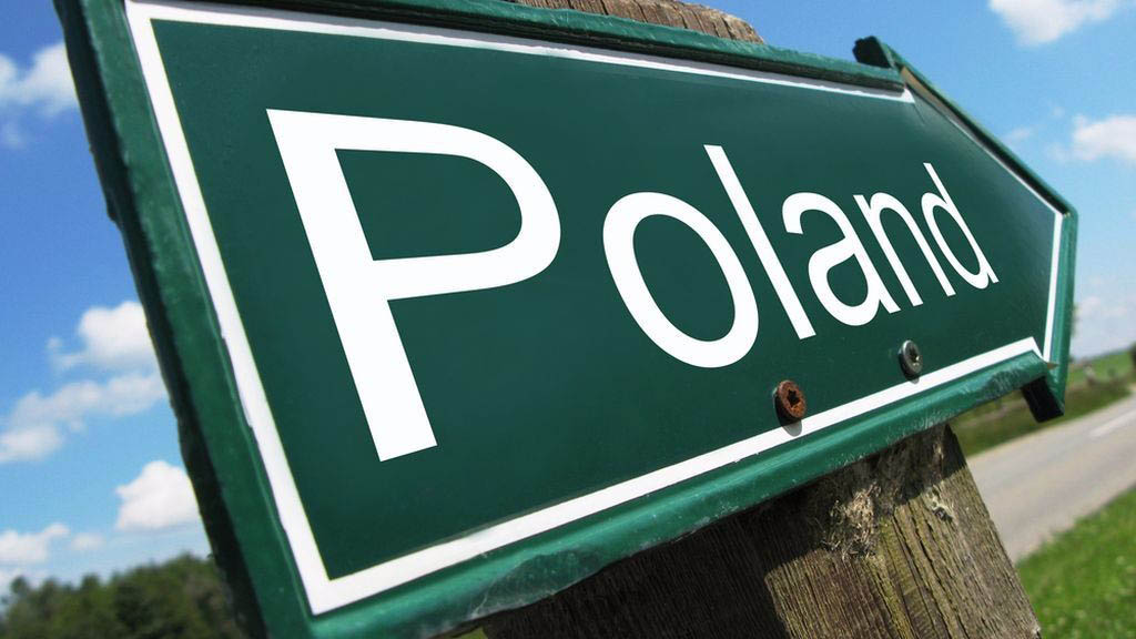 В Польше вводятся временные ограничения на передвижение большегрузного транспорта по дорогам