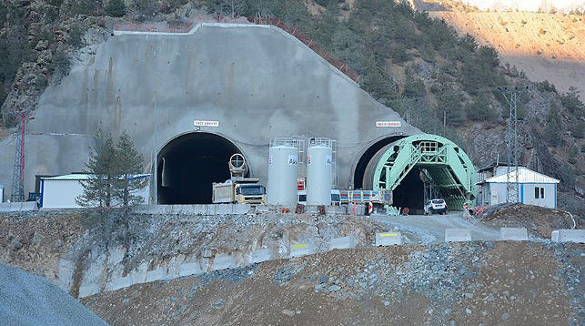 В Турции строится самый длинный тоннель в Европе