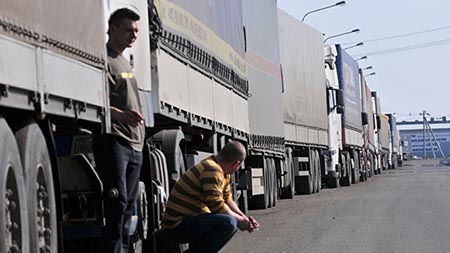 Украина может ввести плату за проезд грузовиков по дорогам госзначения