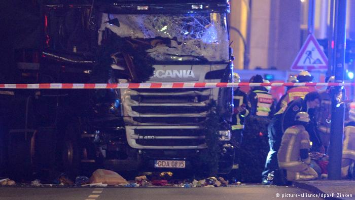 Польский перевозчик рассказал о фуре, на которой совершен теракт в Берлине