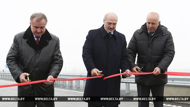 Лукашенко торжественно открыл завершенную вторую Минскую кольцевую автодорогу