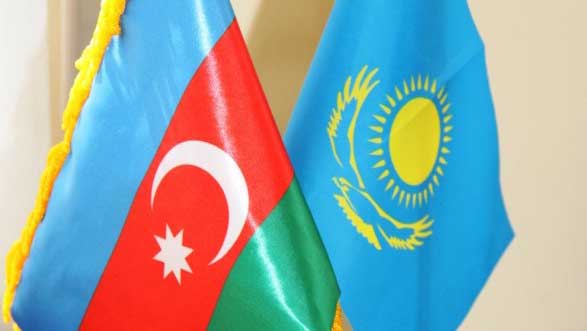 Азербайджан и Казахстан создадут разрешительную систему для автомобильных перевозок