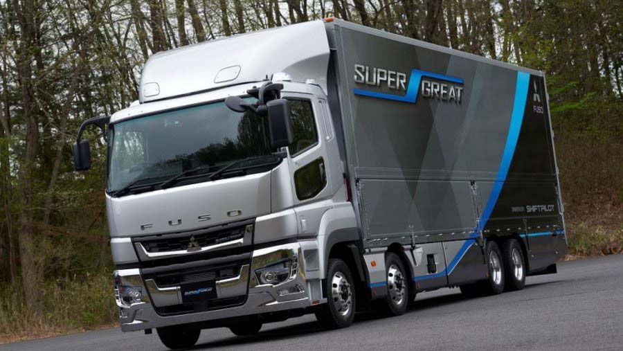 Daimler показал новый экономичный грузовик FUSO Super Great