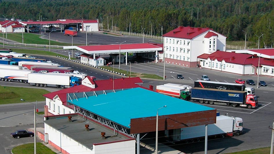 ГТК: жалоб перевозчиков на таможенные и погранслужбы Беларуси из-за очередей на границе нет