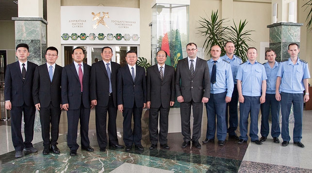 Беларусь и Китай будут совместно бороться с международной торговлей контрафактом