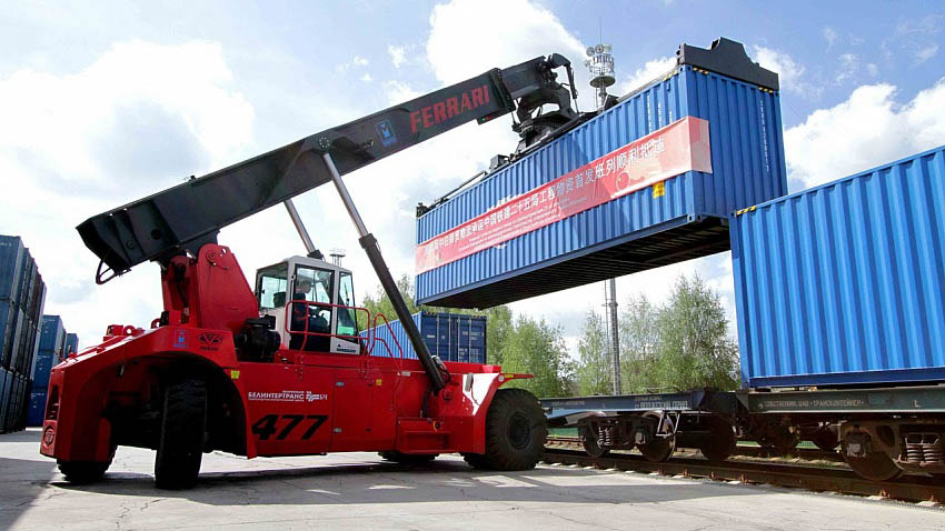 БелЖД пропустила первый контейнерный поезд из Европы в Китай