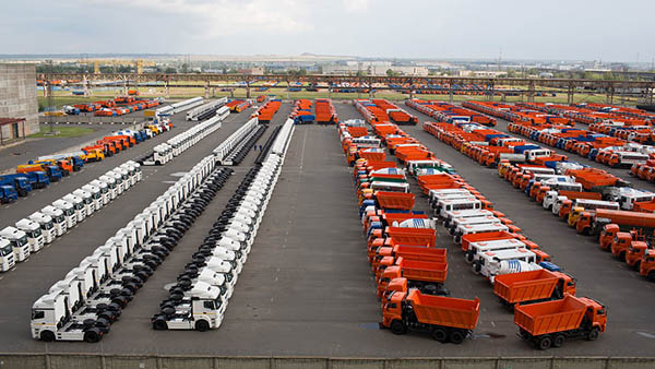 В России рынок новых LCV вырос почти на 25%, рынок новых грузовиков на 44%
