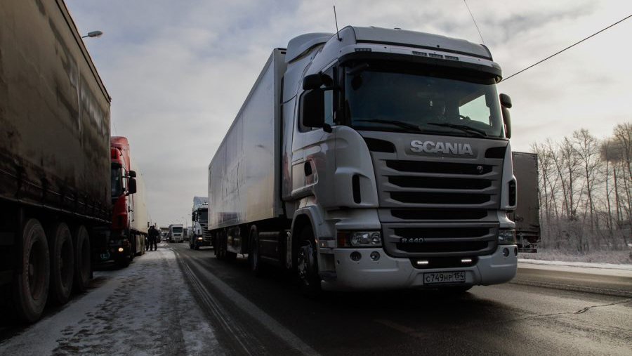В Новосибирске вводится временное ограничение движения большегрузов