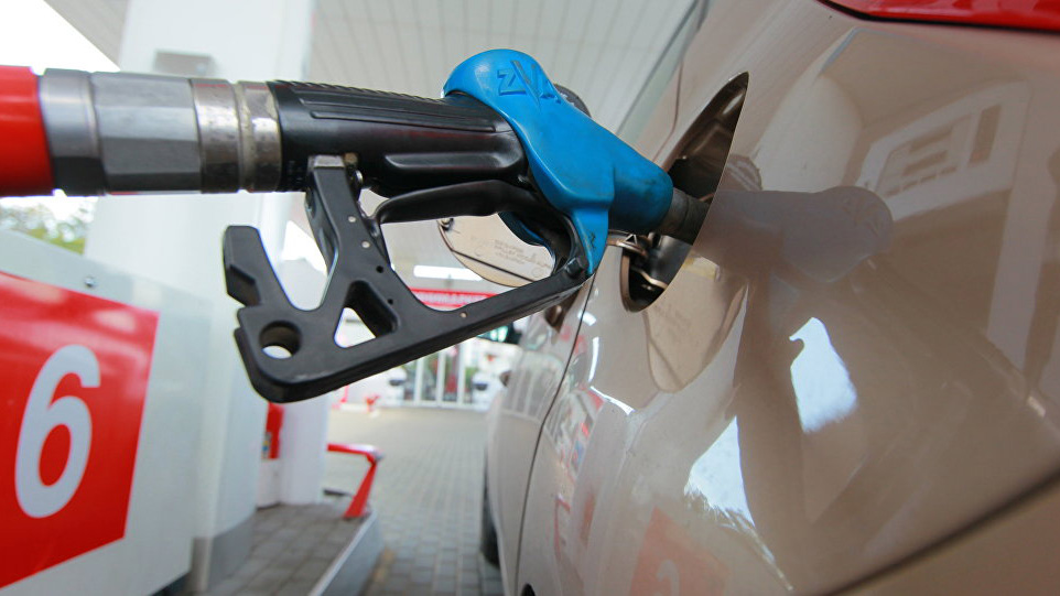 Семашко прогнозирует увеличение цен на бензин в 2018 году