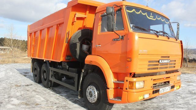 Беспилотные грузовики будут осуществлять внутренние логистические перевозки на КамАЗе