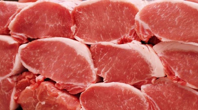 Беларусь ограничивает ввоз свинины из Венгрии из-за АЧС