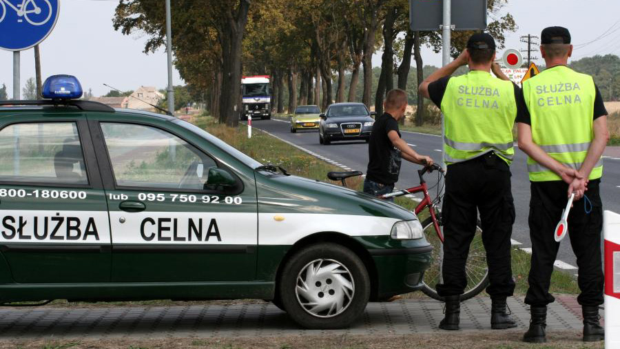 Польша запретит въезд в страну машинам с неоплаченными штрафами