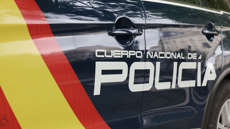 Испанская полиция выписала первый штраф за отдых в кабине